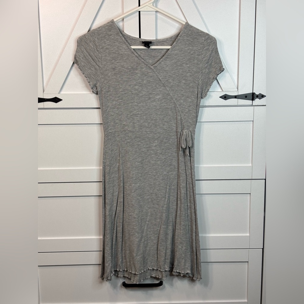 art class Gray Wrap-Style Midi Dress girls size 10/12